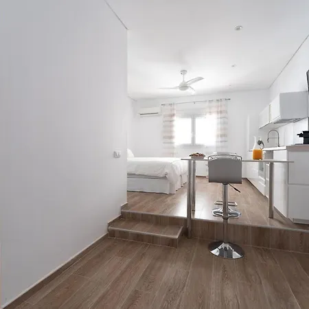 Estudio 2 Pax By Costablancarent *